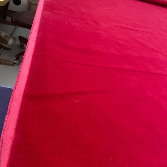 Beautiful Velvet - Picture 2 of 3